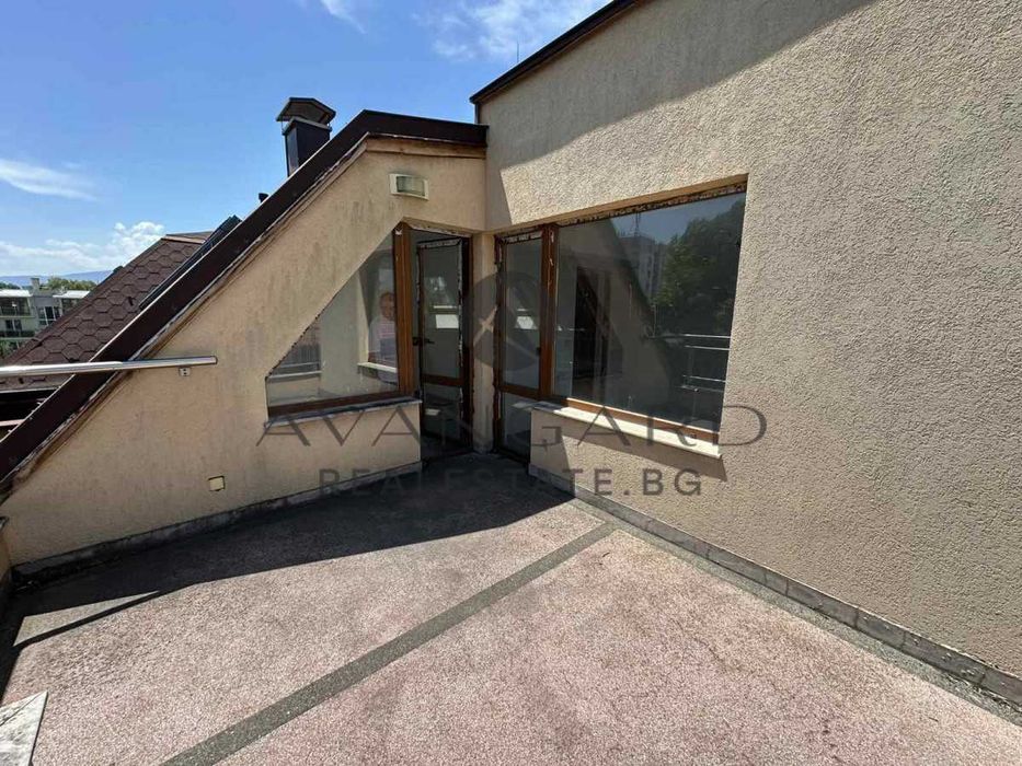 Продава се Тристаен апартамент в Пловдив, Център - 130 кв.м за 1847 €/кв.м - Снимка #10