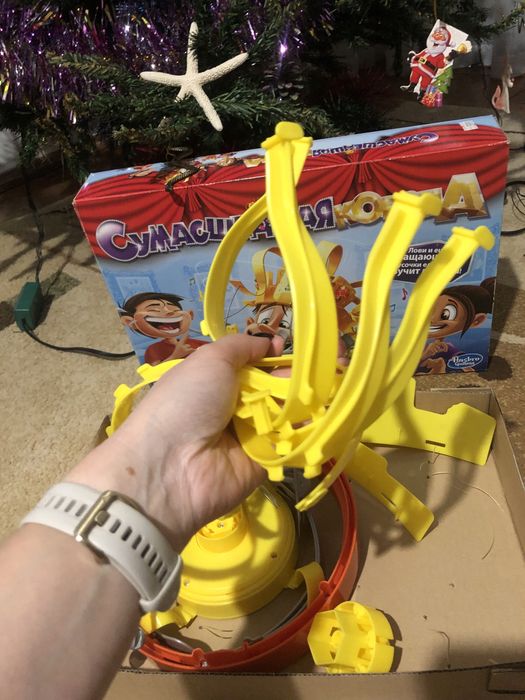 Игрушка сумашедшая корона