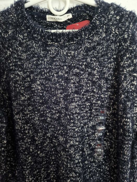 Pulover nou marimea xs