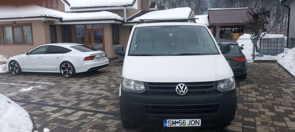 Vând Volkswagen T5