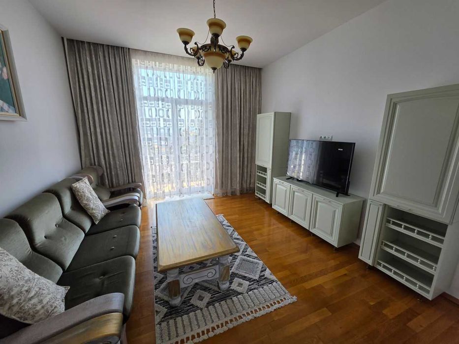 Дава се под наем Двустаен апартамент в София, Толстой - 55 кв.м за 399 € - Снимка #1