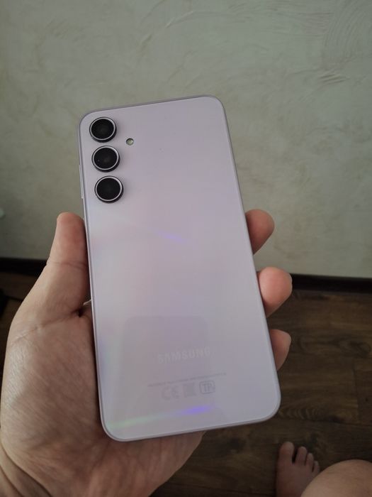 Samsung a35 5g. 8/128