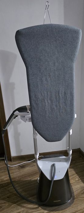 Aparat de calcat vertical all-in-one AiO Philips GC628/80  Seria 8000,