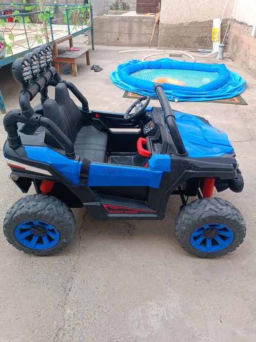 Электро машинка двухместная