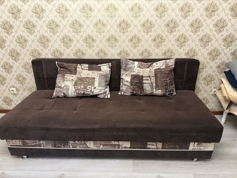 Раздивжной диван