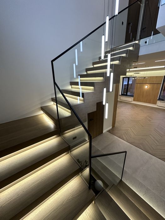 Лестницы на заказ в Алматы