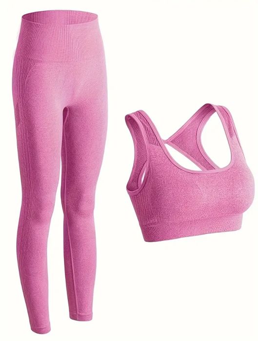 Женский спортивный комплект для зала