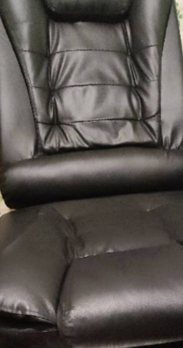 Кресло офисное продам кожа