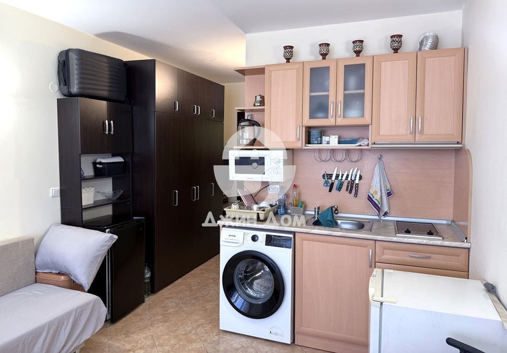 Продава се Едностаен апартамент в к.к. Слънчев бряг - 43 кв.м за 1291 €/кв.м - Снимка #1