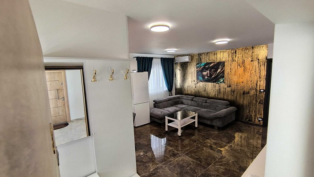 Apartament 2 camere de inchiriat 60 m², MOBILAT NOU, cu parcare