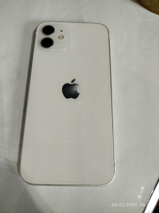 Iphone 12 srochna sotiladi