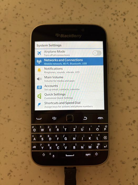 Vând Blackberry Classic 16 GB