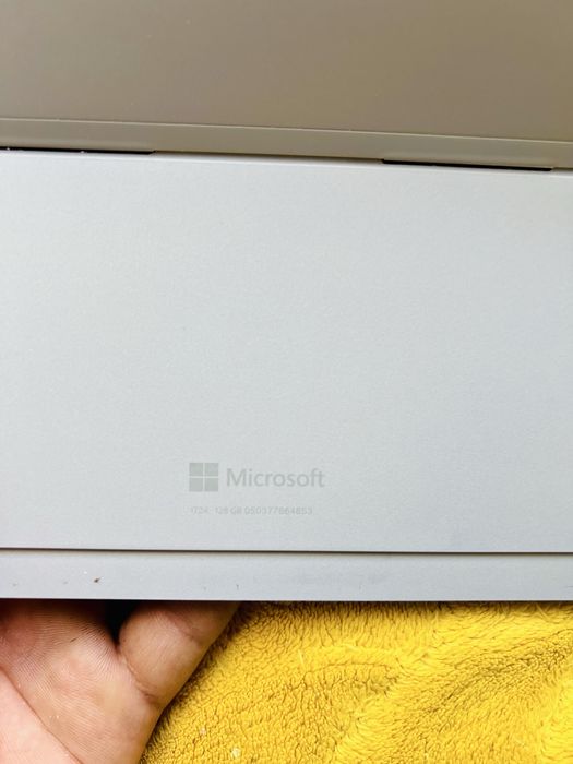 pentru piese microsoft surface pro 4 128gb