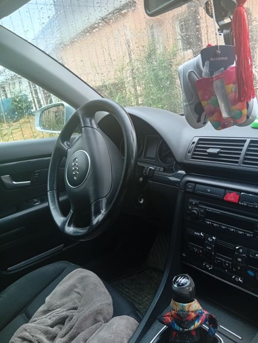 AUDI A4 2002 — imagine 2