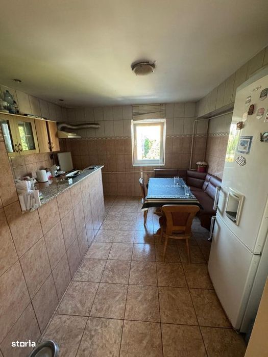 Apartament 3 camere decomandate, et 4 , Craiovita Noua