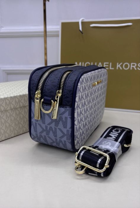 Сумки новые 11.000. Астана ,юго восток