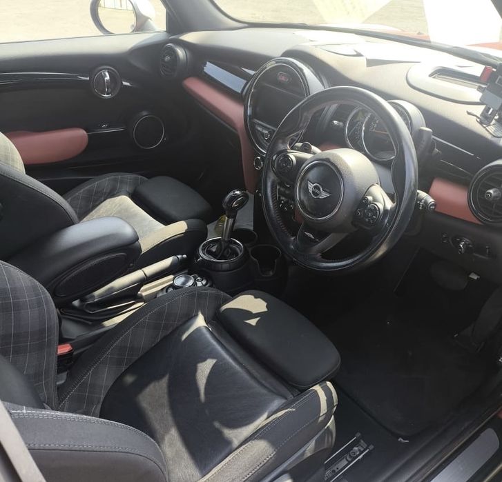 Крышка багажника Mini Cooper F56