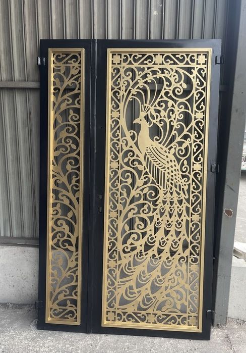 Входные ворота, двери для Вас и Вашего удобства.