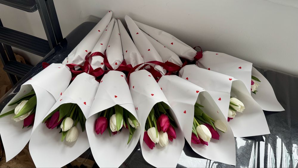 Тюльпаны в розницу предзаказ доставка цветы