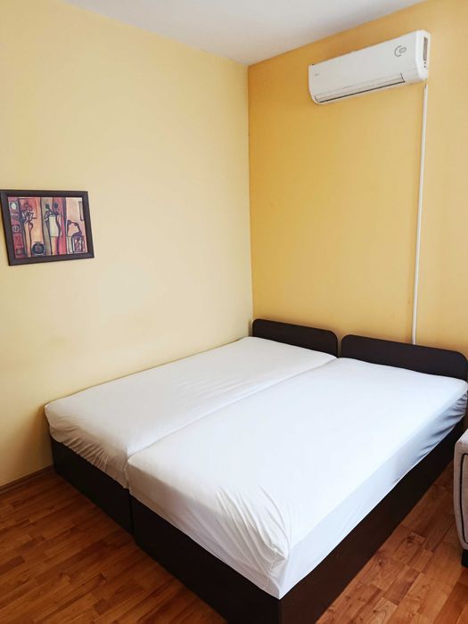 Дава се под наем Тристаен апартамент в Варна, ВИНС - 75 кв.м за 510 € - Снимка #4