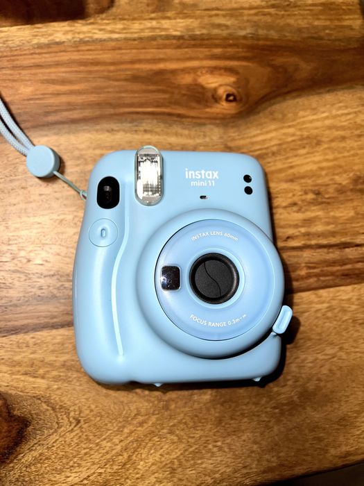 Instax mini 11 камера