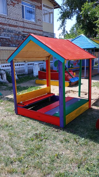 Продам песочницу