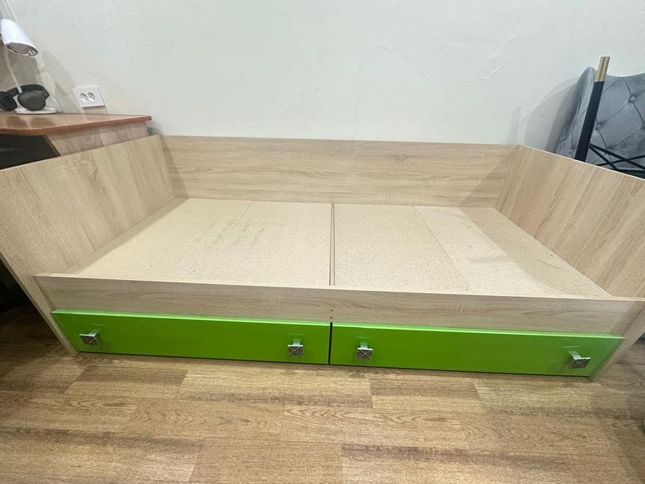 Продам детскую кровать