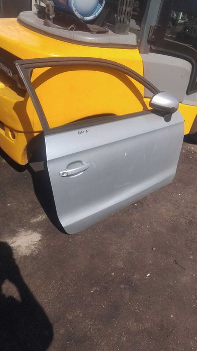 Usa dreapta fata Audi A1 an 2012