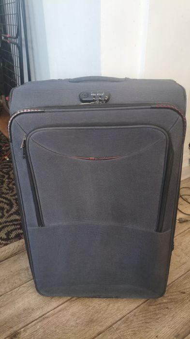 Чемодан свежий. Как новый