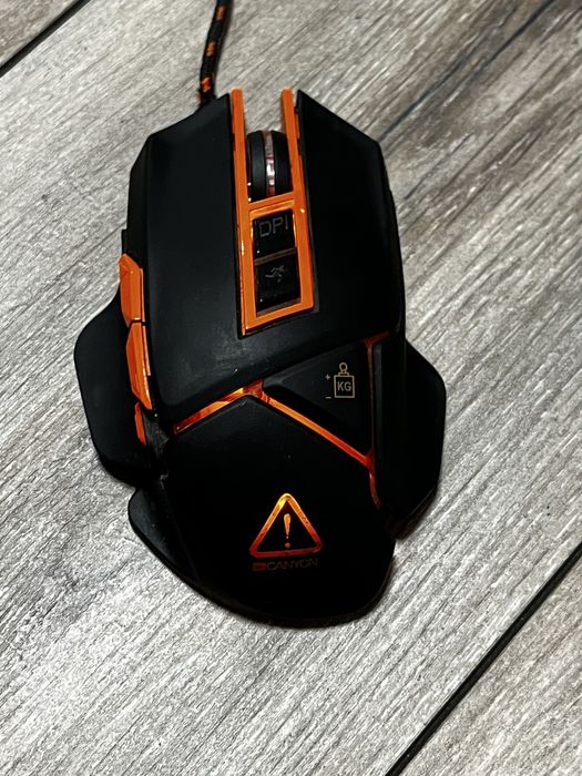 Продавам настолен компютър – Отличен за работа и игри + Windows 11 Pro