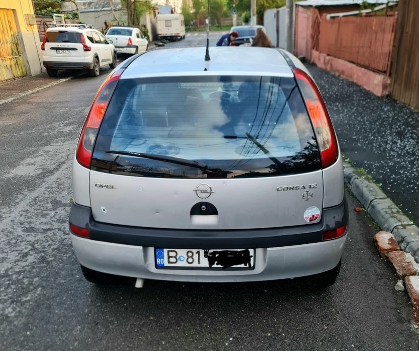 Opel corsa cC2001