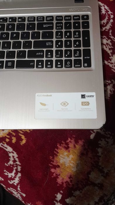 Vand laptop asus Model X450 M