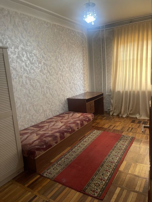 Ц-13, Лабзак, 4 комнатная, мебель и техника