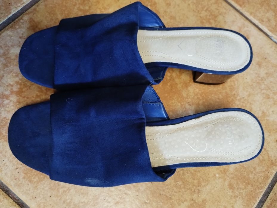 Pantofi cu toc pentru vara