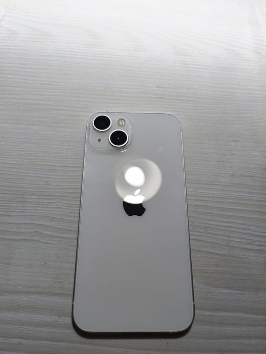Apple iPhone 13, 128GB, Starlight – Пълен комплект, Като НОВ!