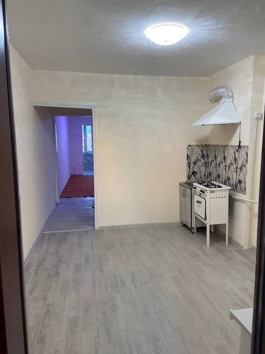 Uy sotiladi 1 xonali sartepoda arzon narxda