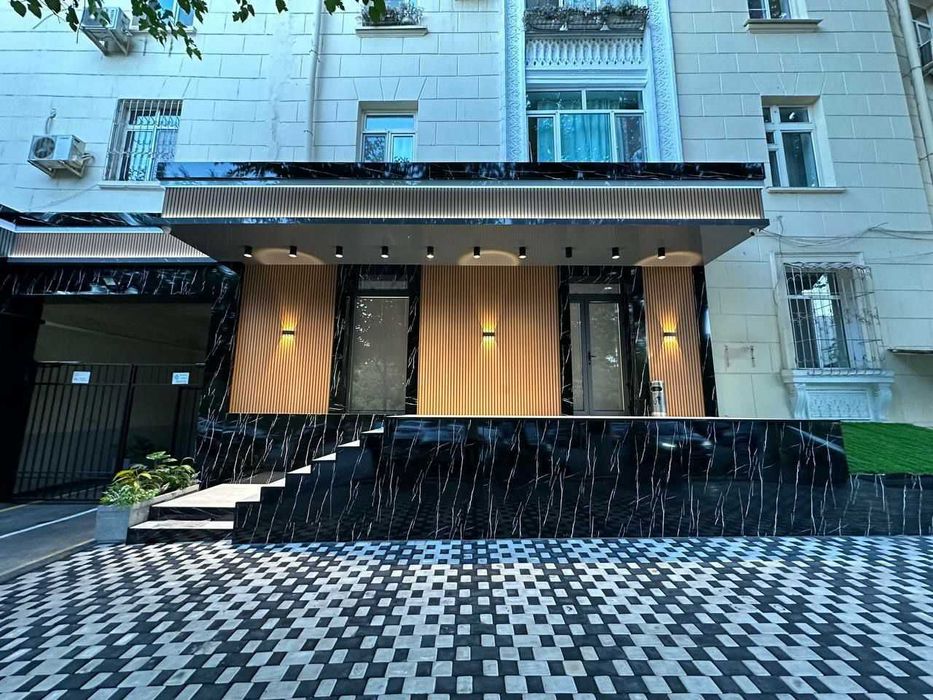 СРЧОНО ПРОДАЕТСЯ ОФИС! 100м2,Ц-1, Чайков.  ааа