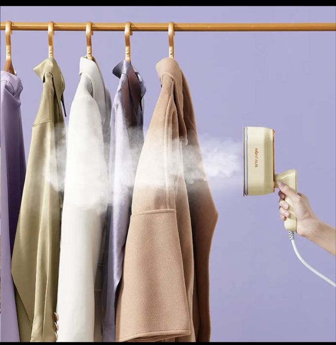 Утюг-отпариватель дорожный