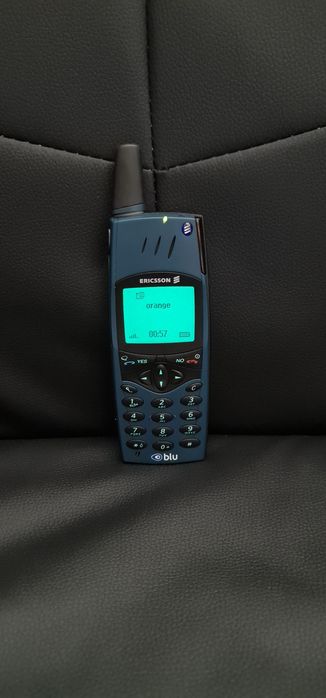 Ericsson r320s liber !
