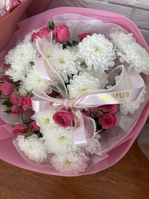 Свежие цветы оформление