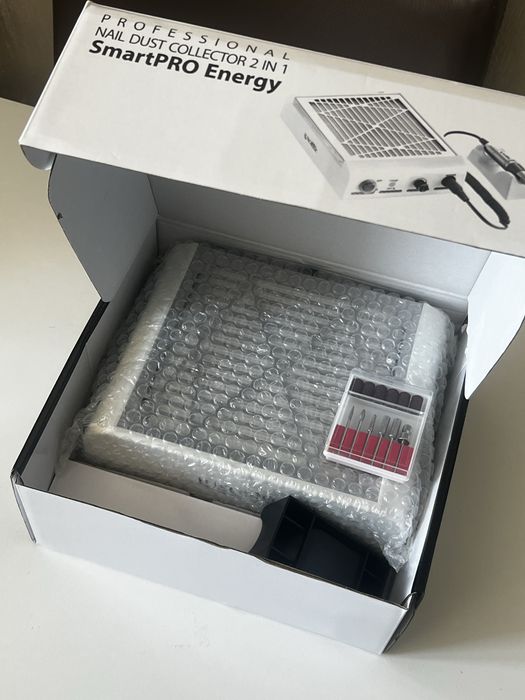 Aspirator si freza 2 in 1