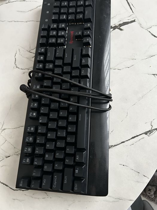 Tastatura Mecanica RGB Redragon