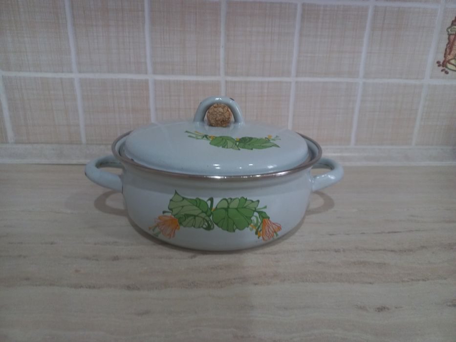 Продам    посуду