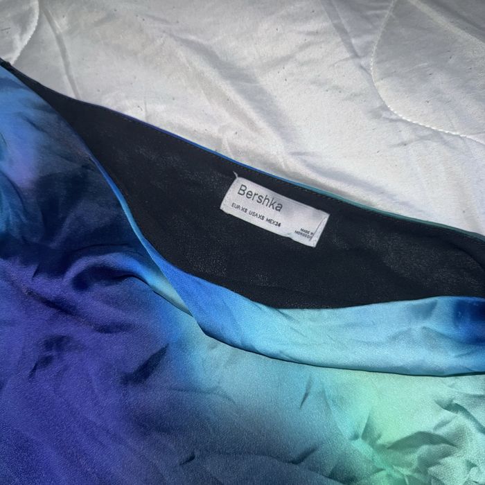 Блуза с един ръкав на bershka