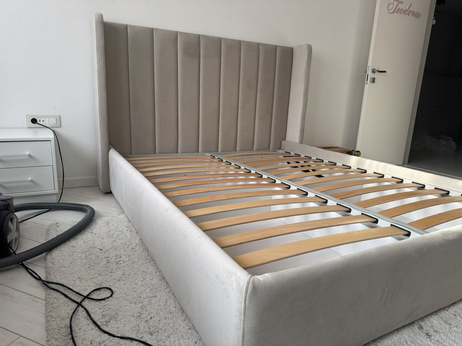 Тапицирана спалня  за матрак 160/200