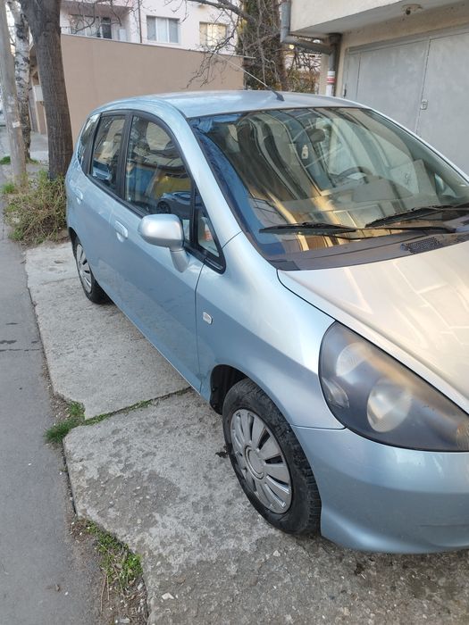 Продавам Honda jazz