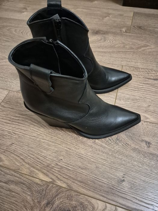 Италиански дамски боти