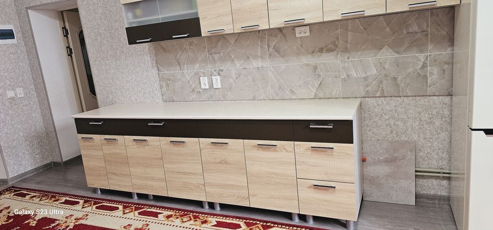 Продам кухонную гарнитуру