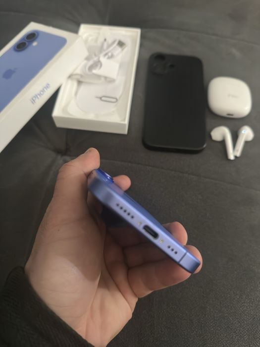 Iphone 16 128GB ultramarine