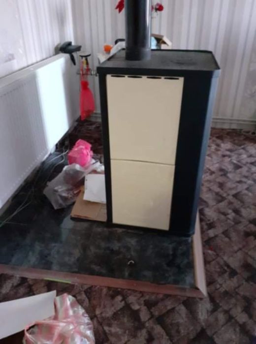 Камина на твърдо гориво